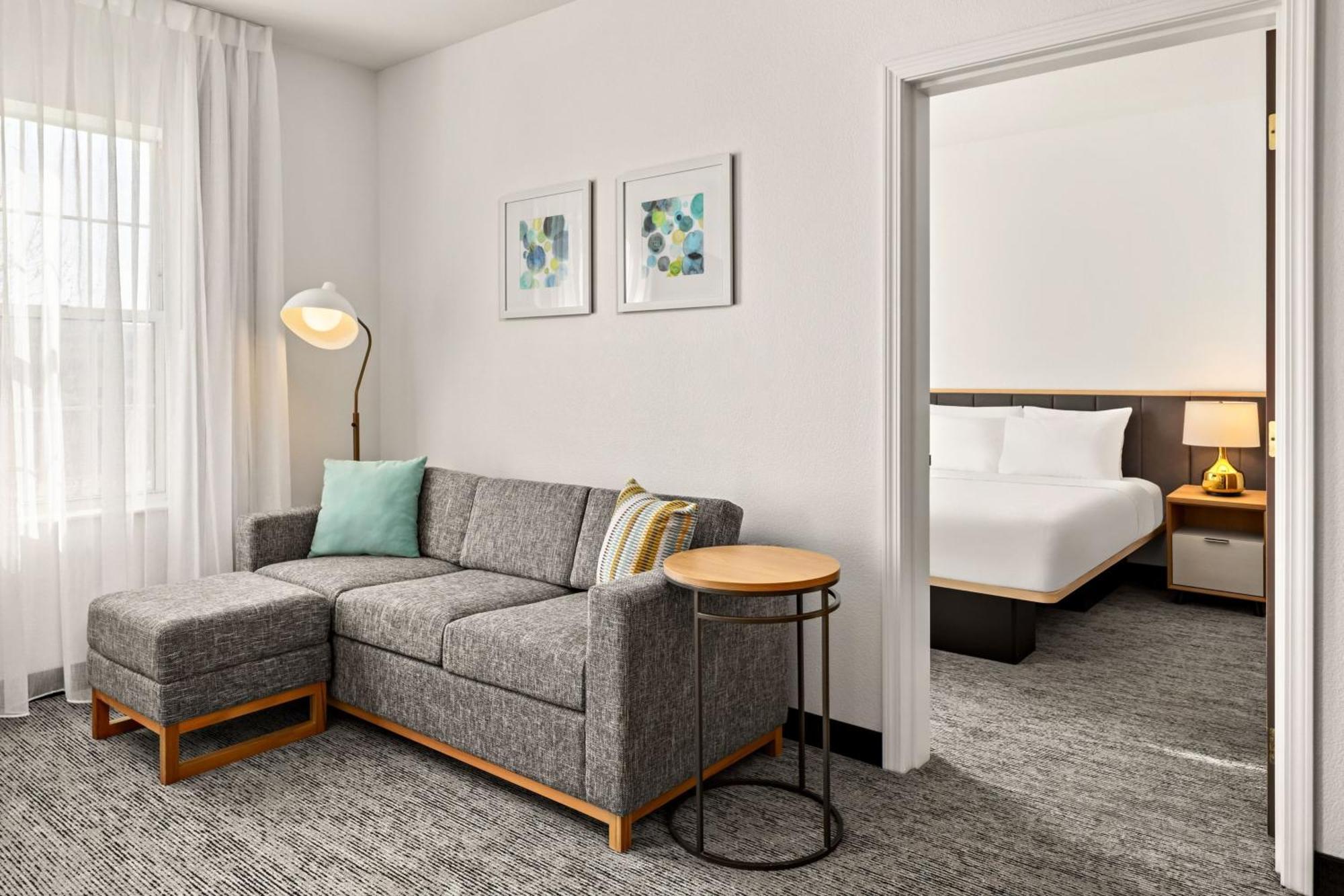 Towneplace Chicago Hotel